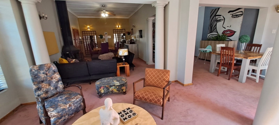 7 Bedroom Property for Sale in Bethlehem Free State